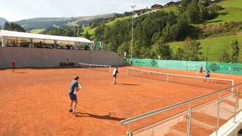 Tennis - Sportzentrum Saalbach Hinterglem | © Sportzentrum Saalbach Hinterglem